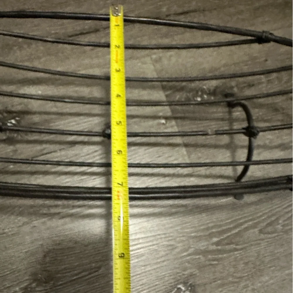 Black Metal Wire Fruit Basket